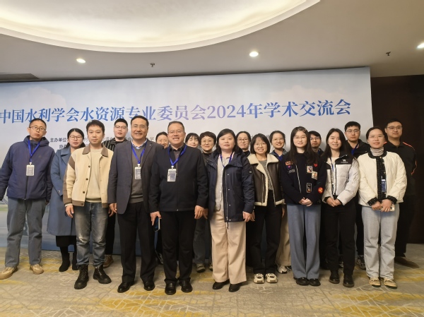 beat365唯一官方网站参会代表合影1.jpg