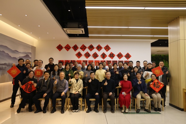 合影2.jpg